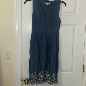 DRESSBARN women’s petite blue old fashioned style dress white embroidered flower